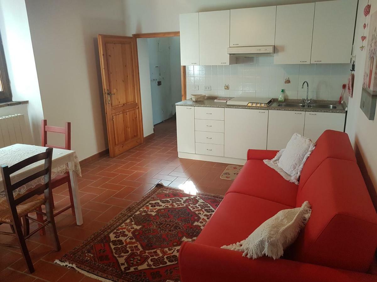 La Bellana Apartment Guardistallo Bagian luar foto