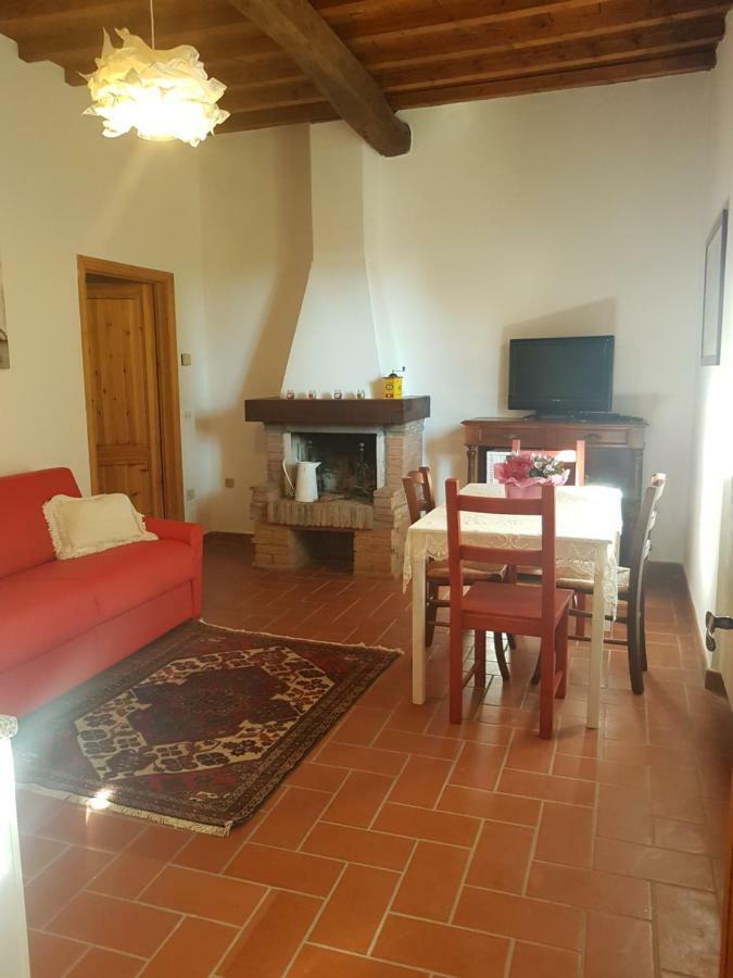 La Bellana Apartment Guardistallo Bagian luar foto